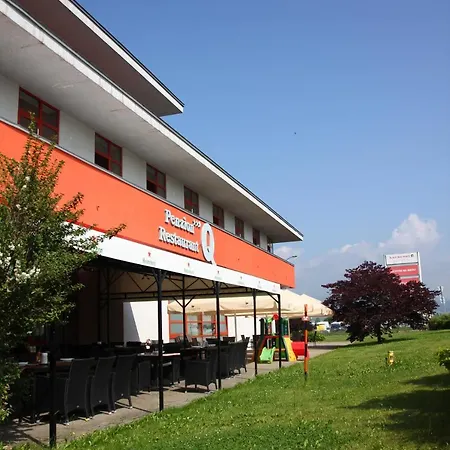 Penzion***q Konukevi